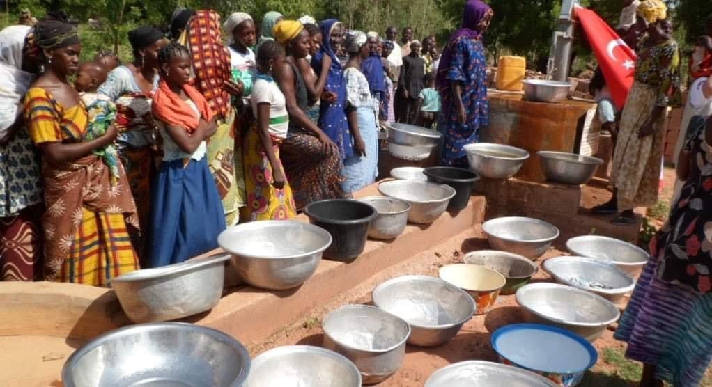 Afrika Çad'da Su Kuyusu Açıyoruz